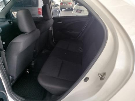 TOYOTA Etios Sedan 1.5 16V 4P FLEX X, Foto 3
