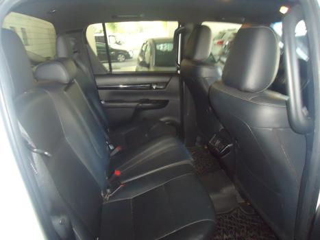 TOYOTA Hilux Caminhonete 2.8 16V 4P SRX DIESEL CABINE DUPLA, Foto 3