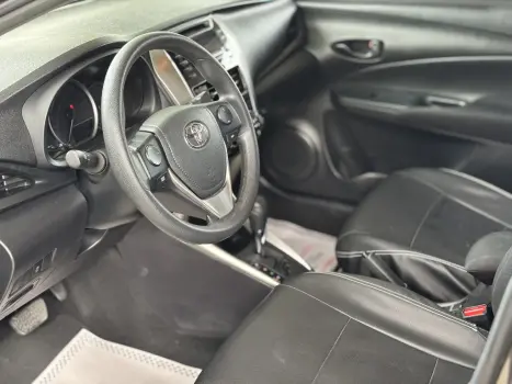 TOYOTA Yaris Sedan 1.5 16V 4P FLEX XL LIVE MULTIDRIVE AUTOMTICO CVT, Foto 6