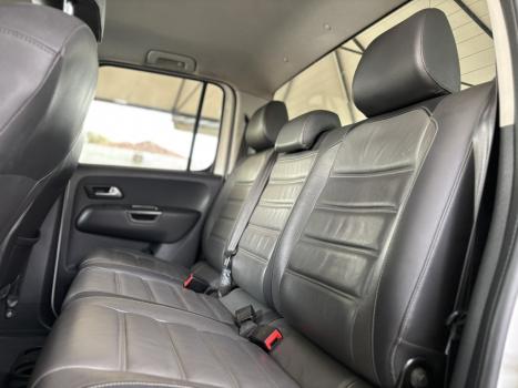 VOLKSWAGEN Amarok 3.0 V6 CABINE DUPLA HIGHLINE 4X4 TURBO INTERCOOLER AUTOMTICO, Foto 8