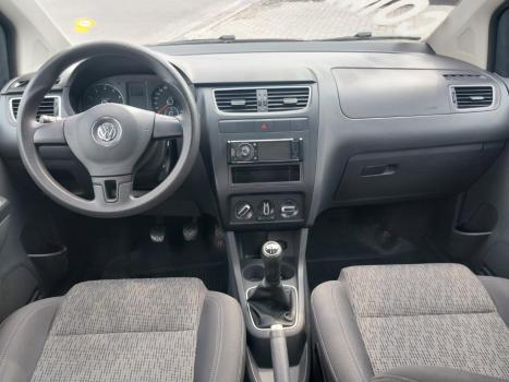 VOLKSWAGEN Fox 1.6 4P, Foto 8