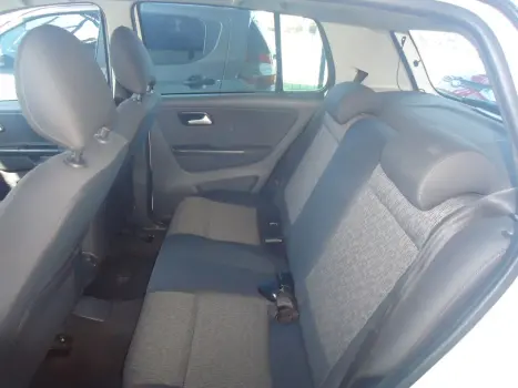 VOLKSWAGEN Fox 1.6 4P FLEX, Foto 4