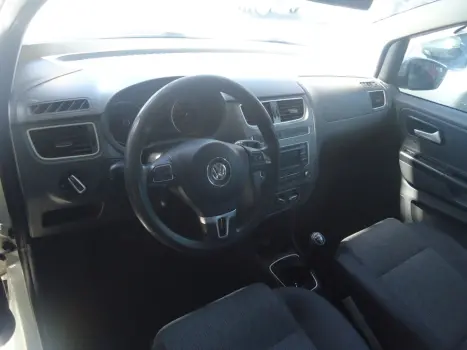 VOLKSWAGEN Fox 1.6 4P FLEX, Foto 6