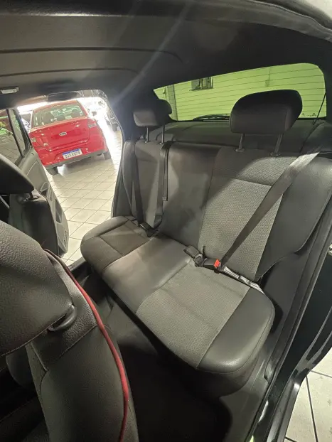 VOLKSWAGEN Fox 1.6 4P ROCK IN RIO FLEX, Foto 6
