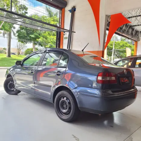 VOLKSWAGEN Polo Sedan 1.6 4P, Foto 6