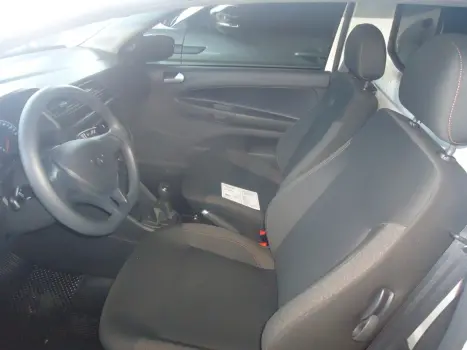 VOLKSWAGEN Saveiro 1.6 G7 CABINE SIMPLES ROBUST FLEX, Foto 4