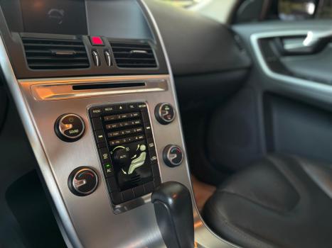 VOLVO XC60 3.0 4P CONFORT AWD TURBO AUTOMTICO, Foto 8