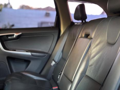 VOLVO XC60 3.0 4P CONFORT AWD TURBO AUTOMTICO, Foto 10