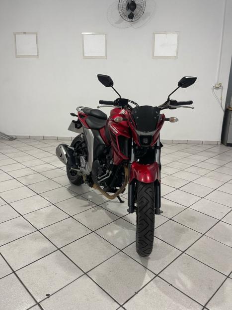 YAMAHA Fazer 600 S, Foto 6