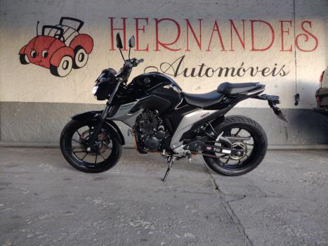 YAMAHA FZ 25 250 Fazer Flex , Foto 1