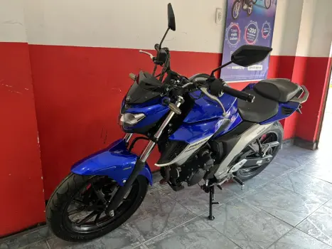 YAMAHA FZ 25 250 Fazer Flex , Foto 2