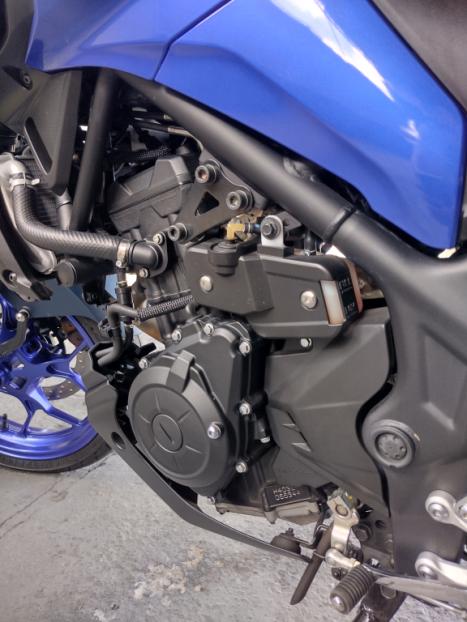 YAMAHA MT-03 300 ABS, Foto 5