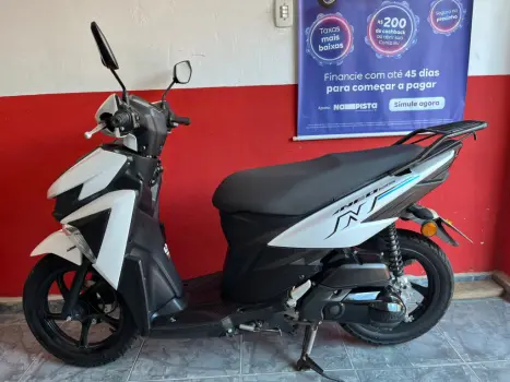 YAMAHA Neo UBS 125 , Foto 2