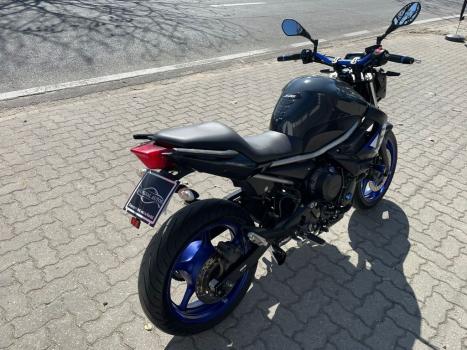 YAMAHA XJ6 600 N, Foto 5