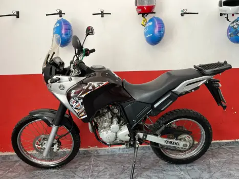 YAMAHA XTZ 250 TENER, Foto 4