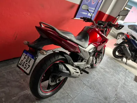 YAMAHA YS Fazer 250 , Foto 3