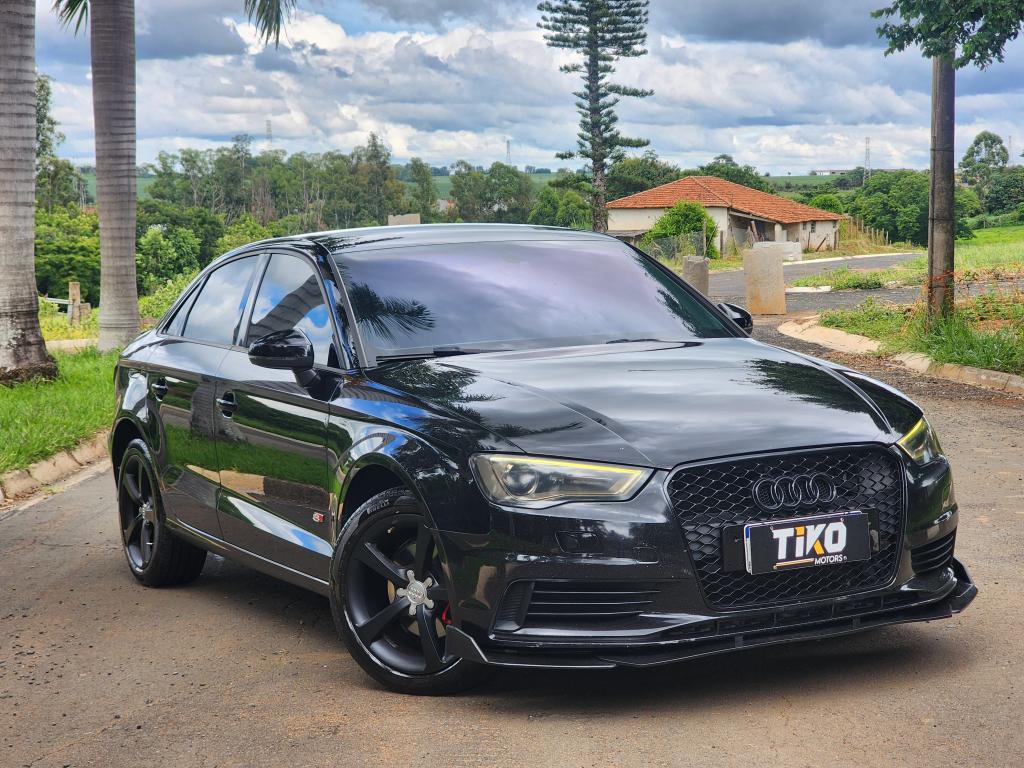 AUDI A3 Sedan