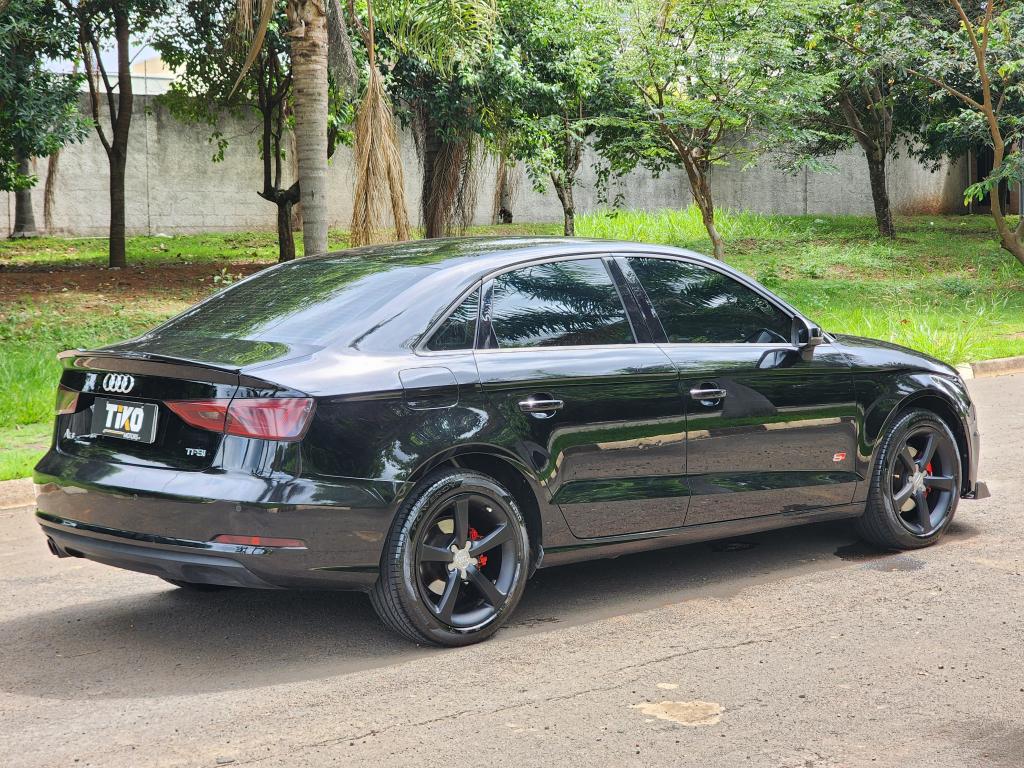 AUDI A3 Sedan - Foto