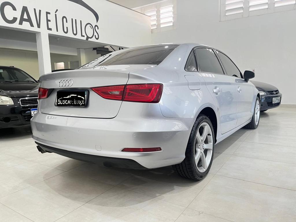 AUDI A3 Sedan - Foto