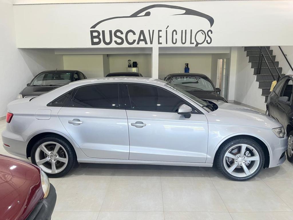 AUDI A3 Sedan - Foto