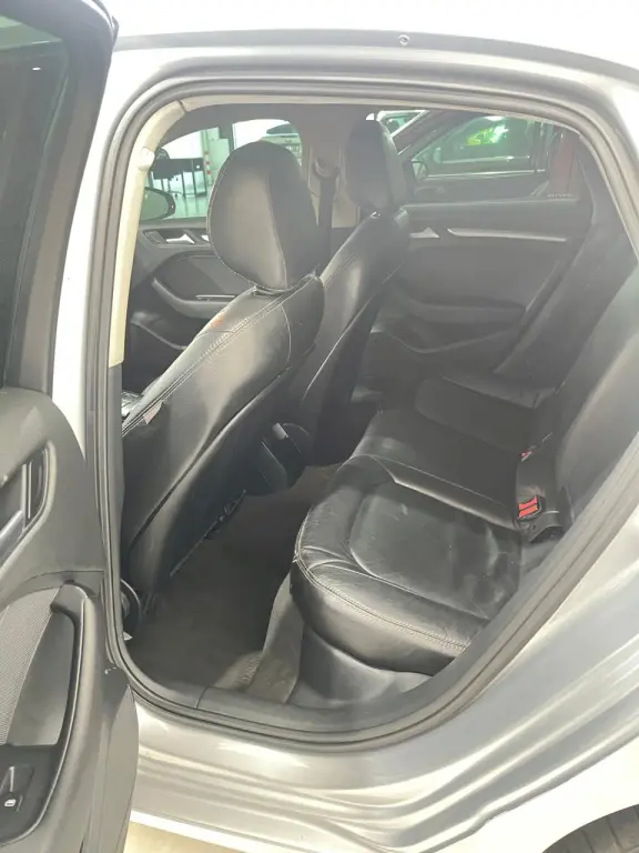 AUDI A3 Sedan - Foto