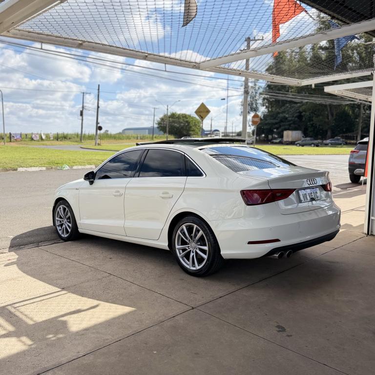 AUDI A3 Sedan - Foto