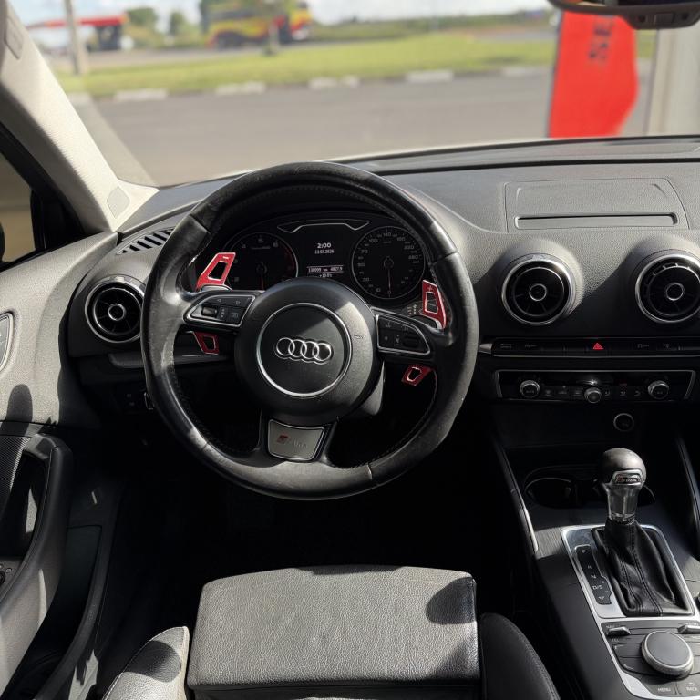 AUDI A3 Sedan - Foto