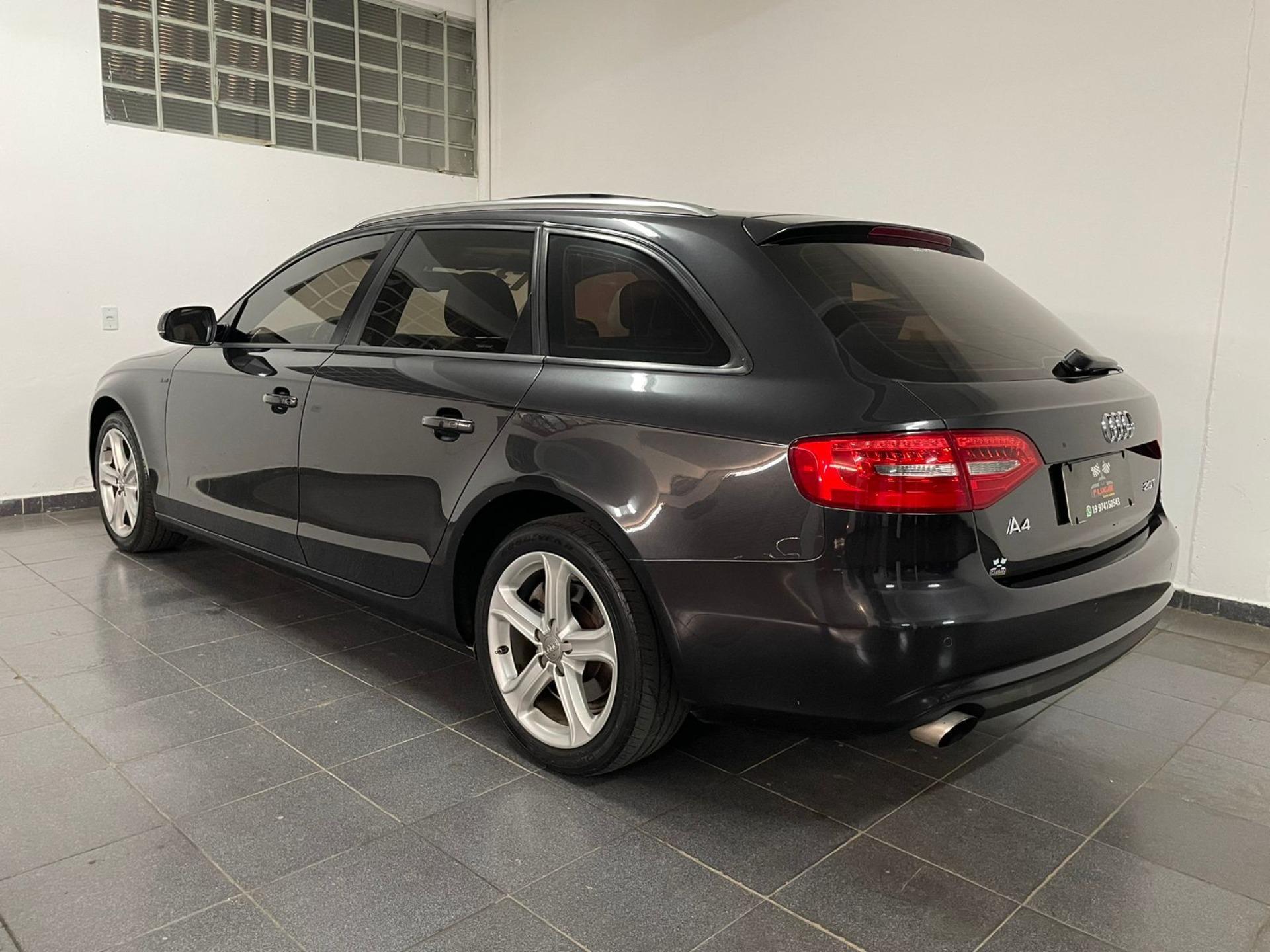 AUDI A4 - Miniatura