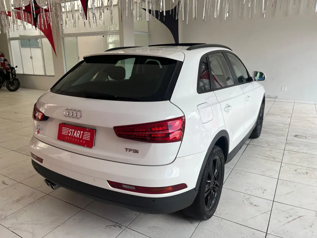 AUDI Q3 - Foto