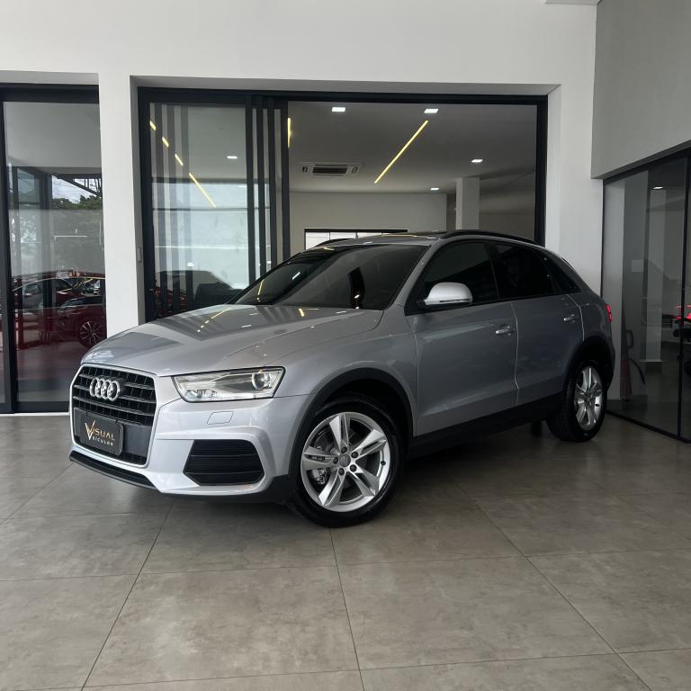 AUDI Q3 - Foto