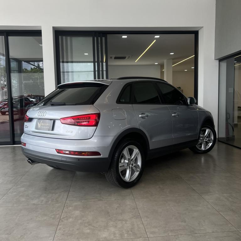 AUDI Q3 - Foto