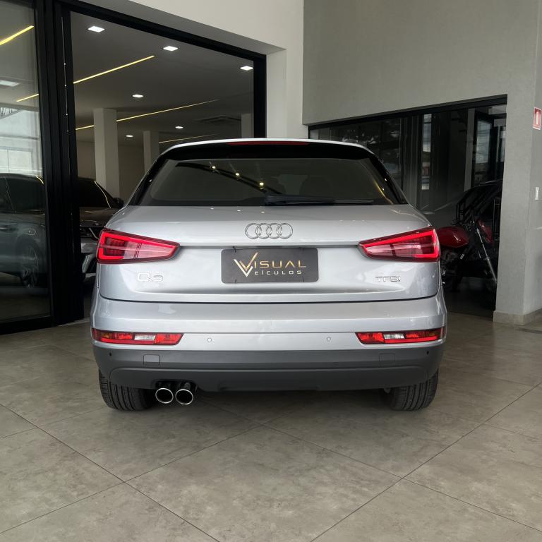 AUDI Q3 - Foto