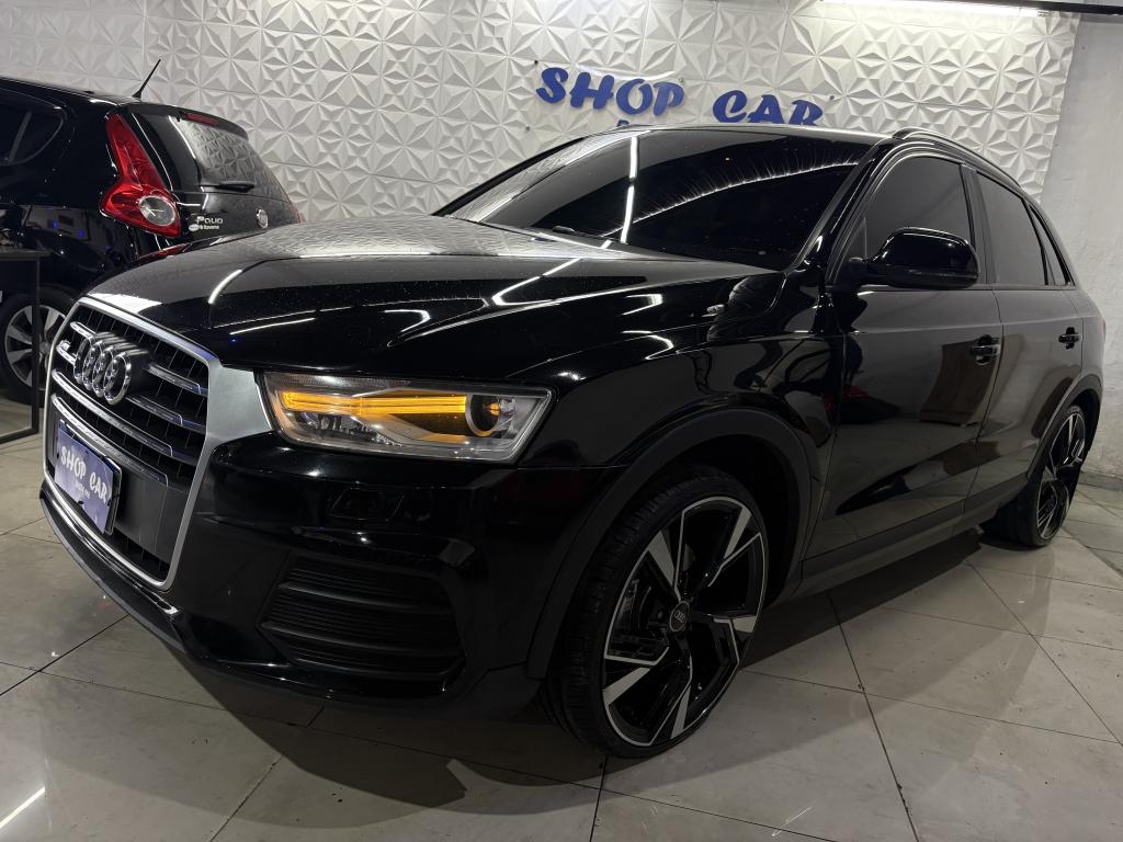 AUDI Q3 - Foto