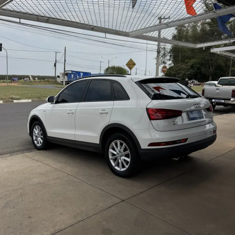 AUDI Q3 - Foto