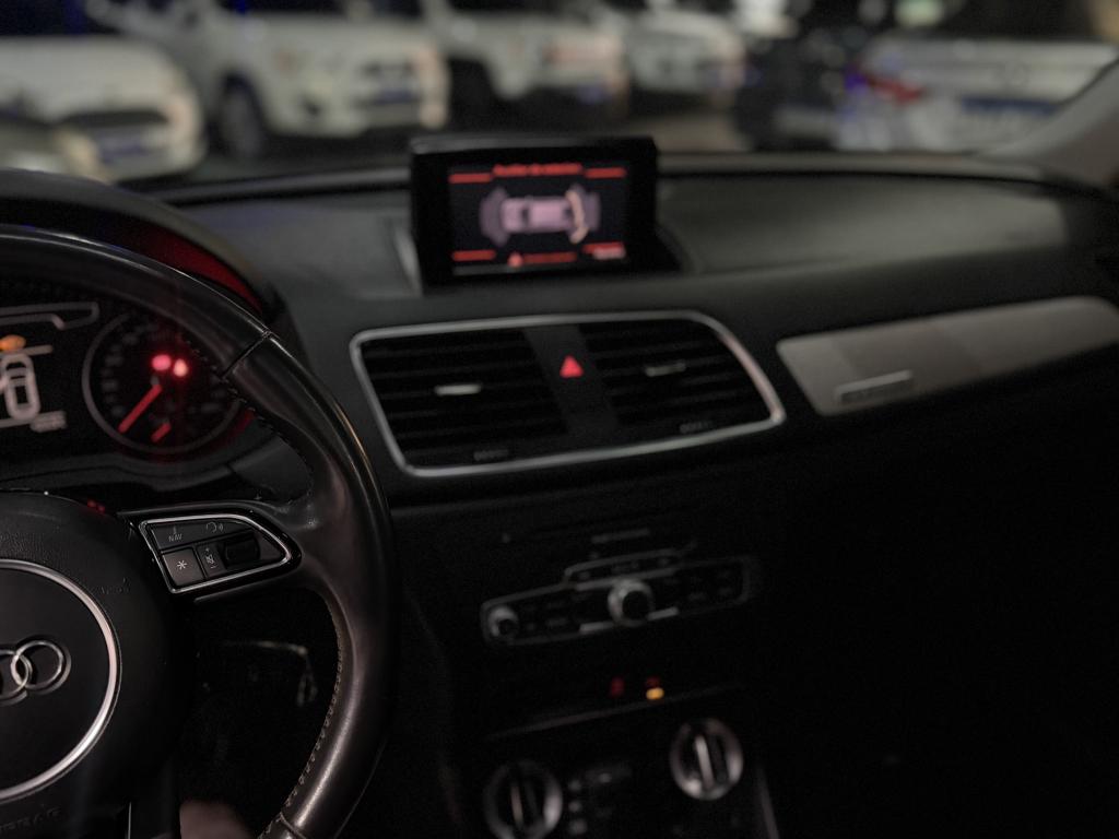 AUDI Q3 - Foto