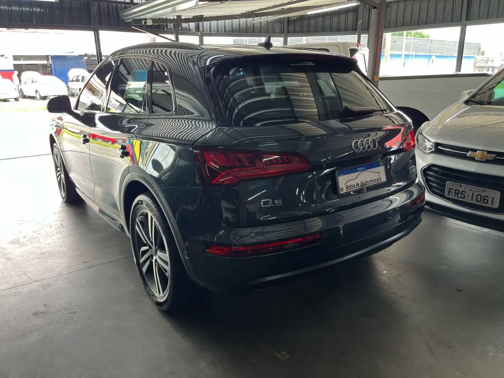 AUDI Q5 - Foto