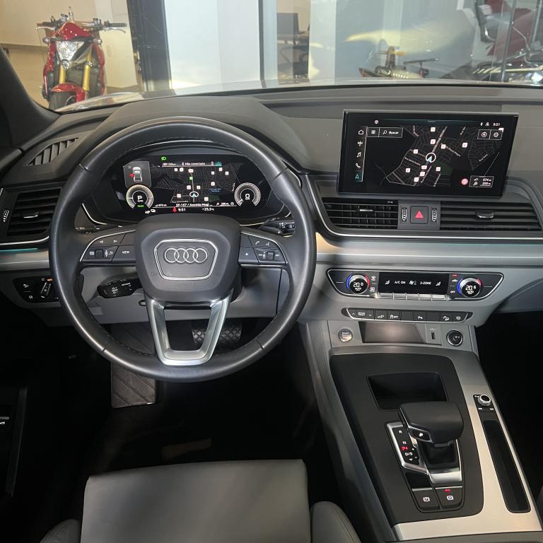 AUDI Q5 - Foto