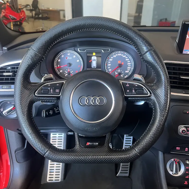 AUDI RS Q3 - Foto