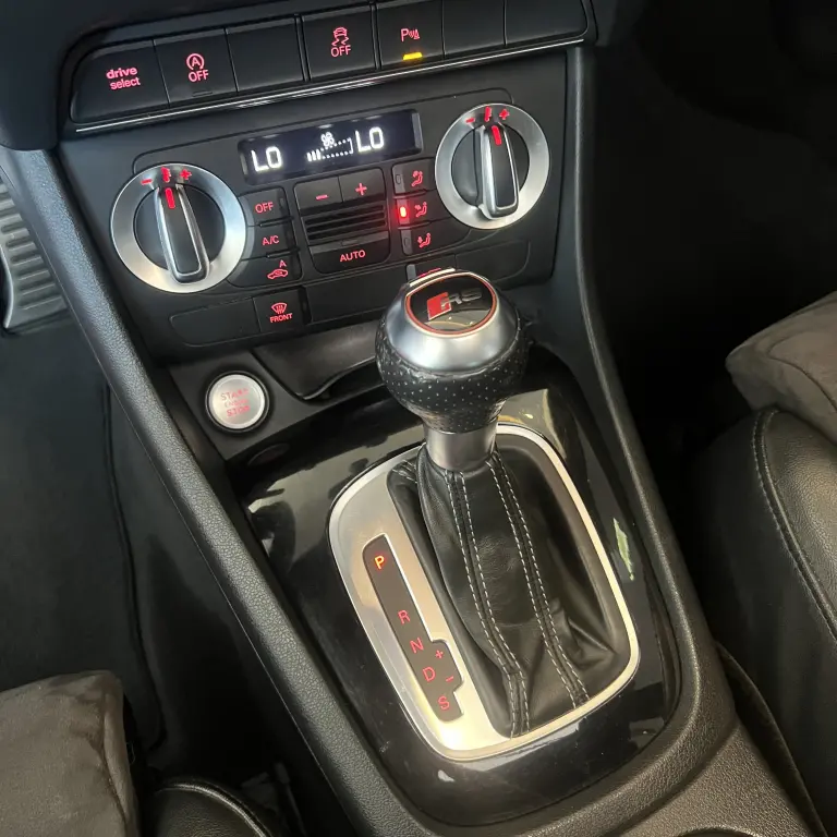 AUDI RS Q3 - Foto