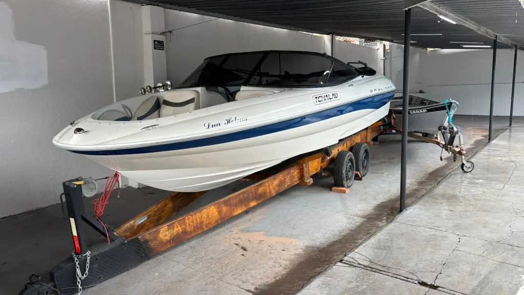 BAYLINER 215 - Foto
