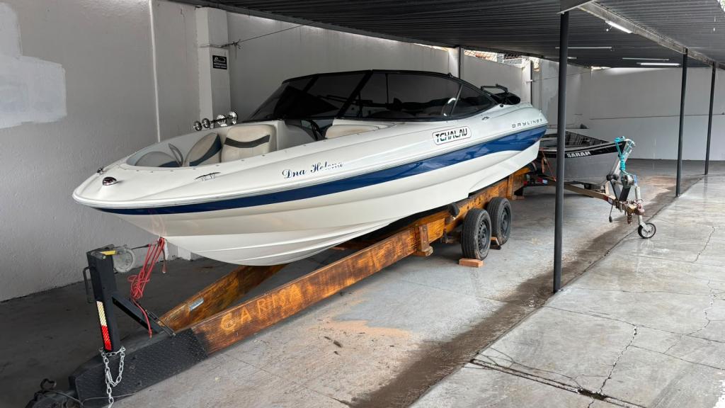 BAYLINER 215 - Foto