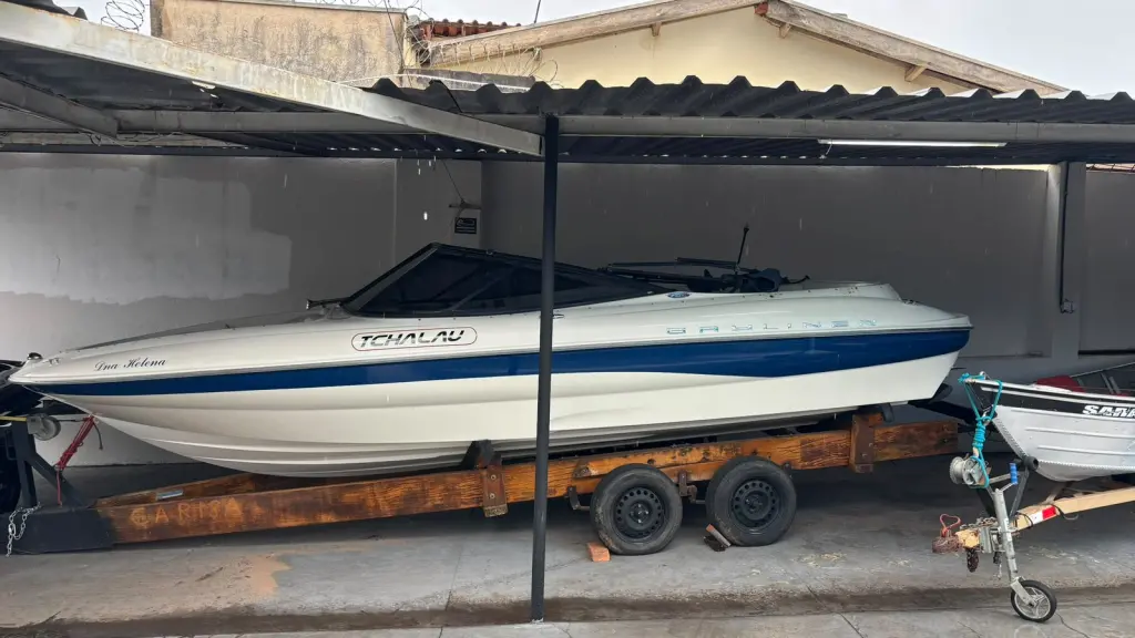 BAYLINER 215 - Foto
