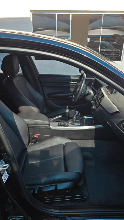 BMW 120i - Foto