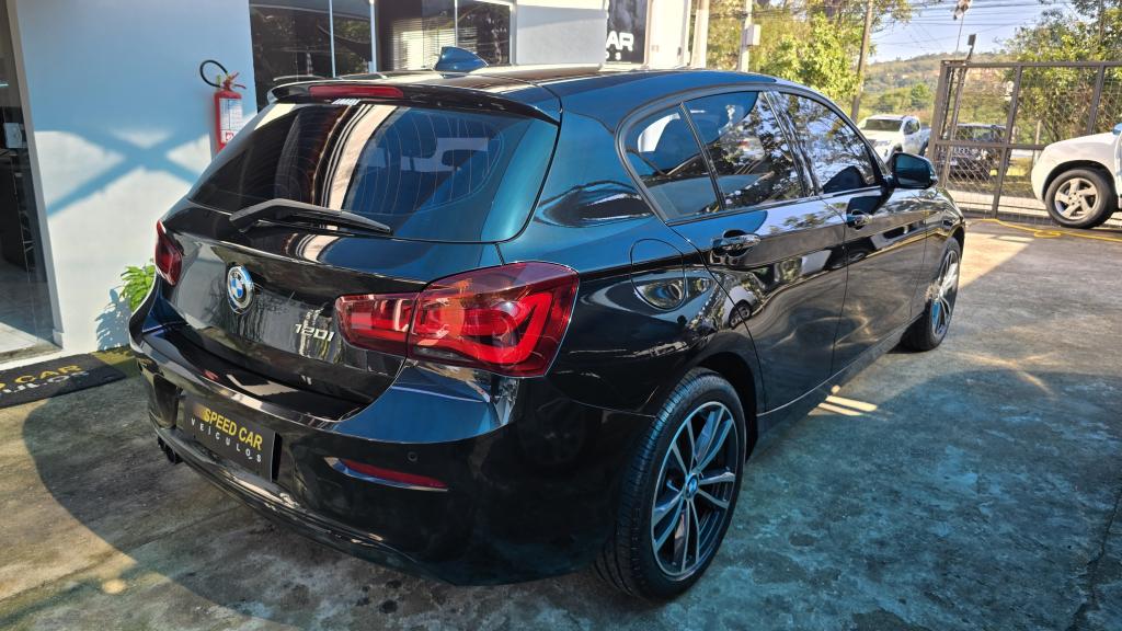 BMW 120i - Foto