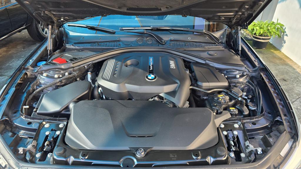 BMW 120i - Foto