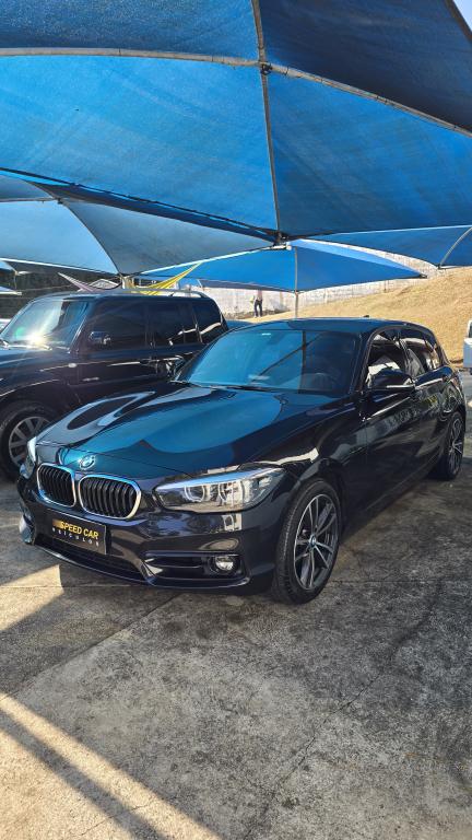 BMW 120i - Foto