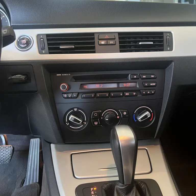 BMW 320I - Miniatura