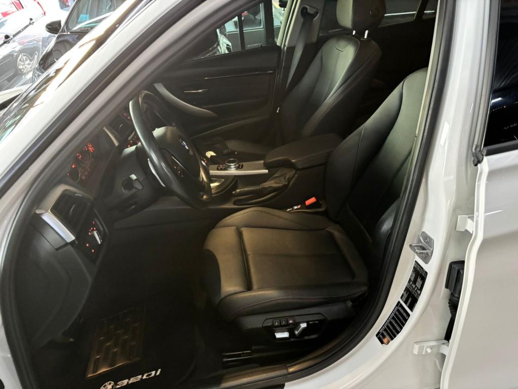 BMW 320I - Foto