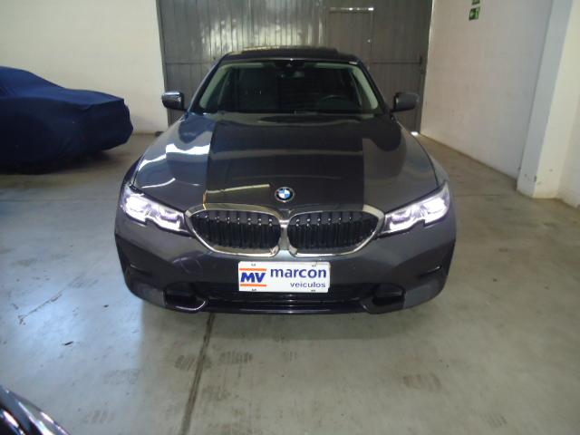 BMW 320I - Foto