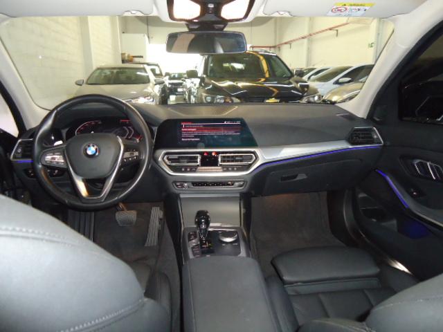 BMW 320I - Foto